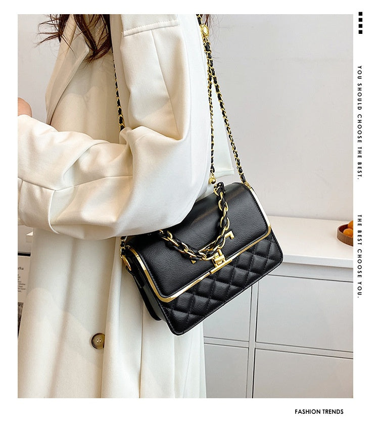 Diamond Chain Handbag Travel Bag