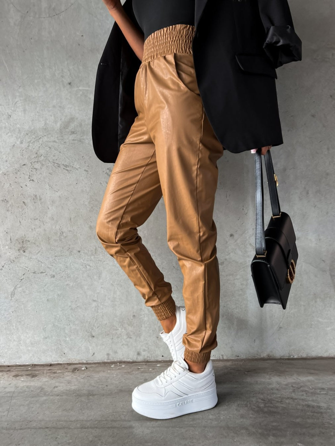 Pantalones de cintura alta con nido de abeja y bolsillos