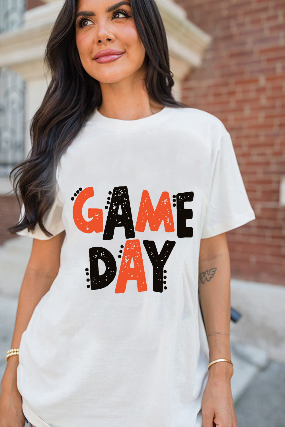 Camiseta informal blanca con letras divertidas GAME DAY