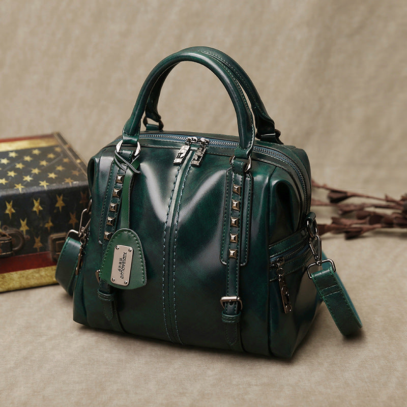 Women's Oil Wax Retro Travel Bag