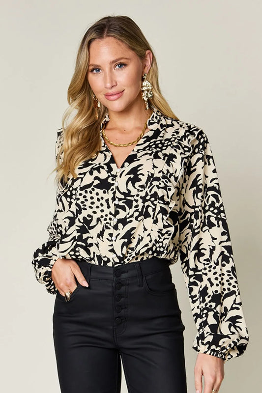 Camisa de manga abullonada con volantes estampada Double Take, talla completa