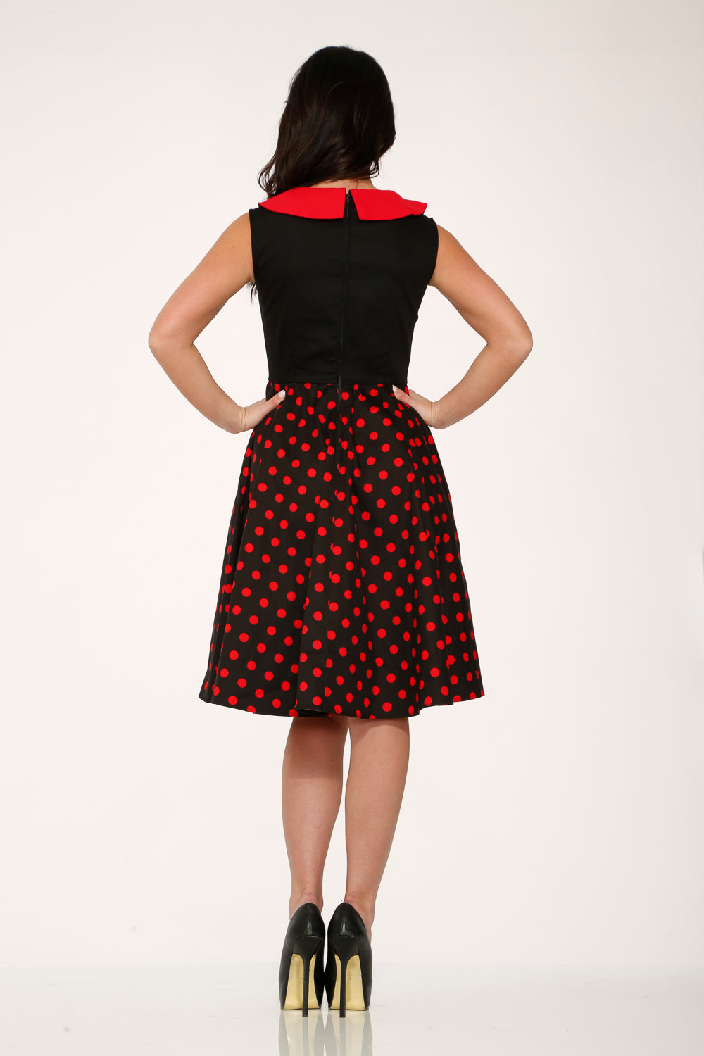 29201 Vestido Swing de Lunares Rojos y Negros
