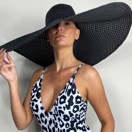 Sombrero Negro Oversize de Ala Ancha para Resort de Playa