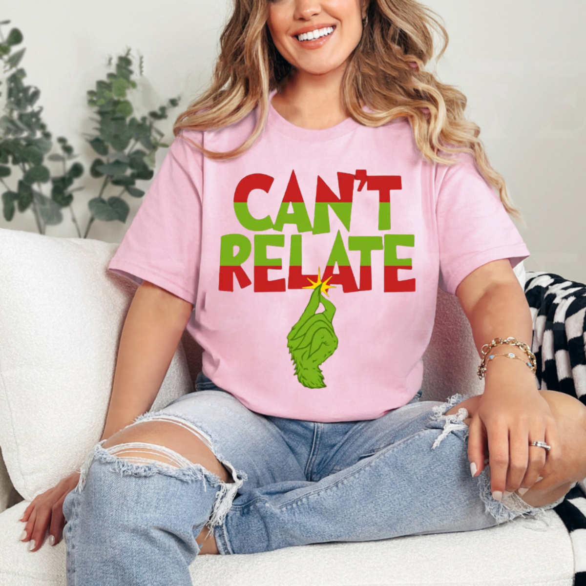 "Can't Relate" Holiday Tee – Funny Sarcastic Christmas Slogan T-Shirt