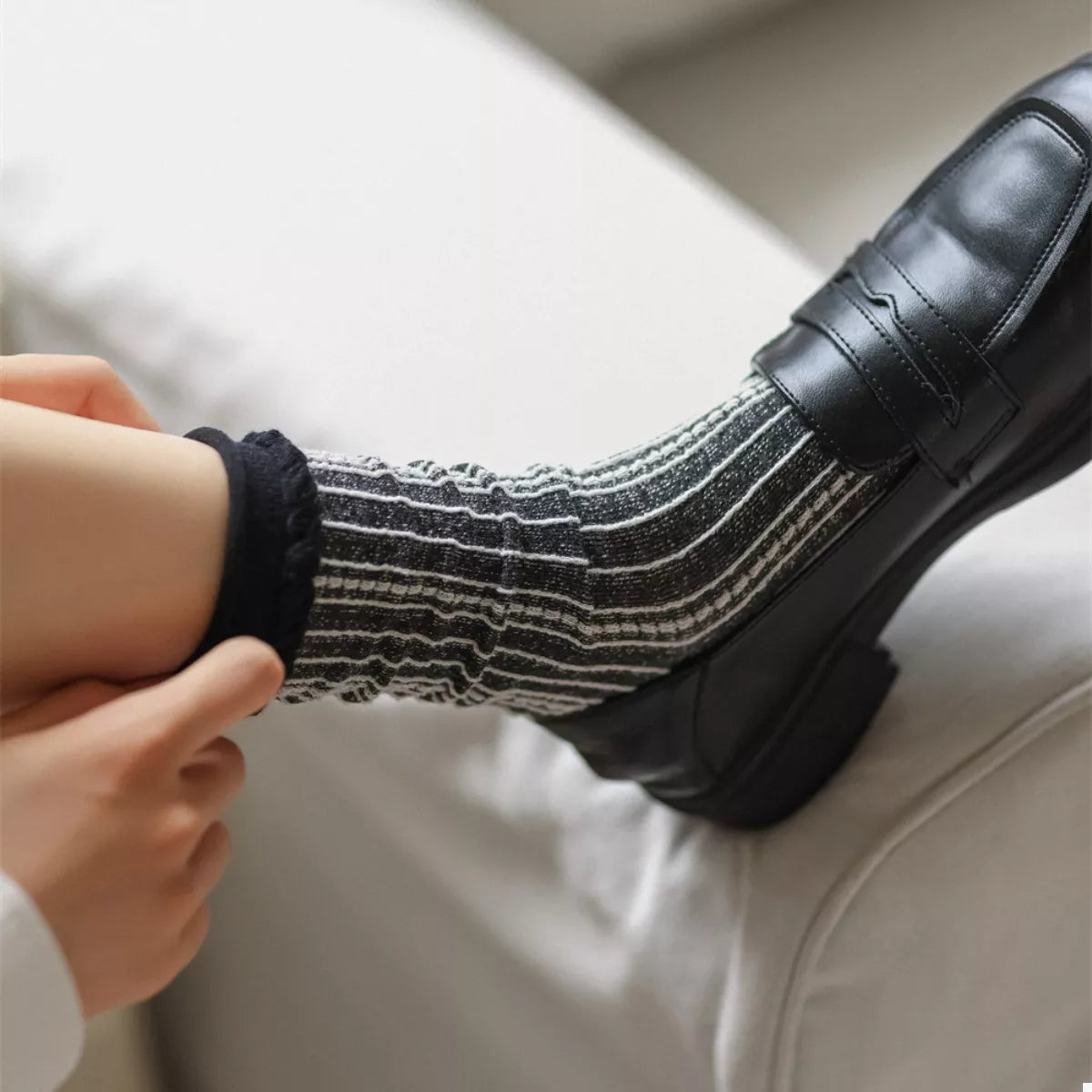 Two-Tone Cotton Knit Crew Socks
