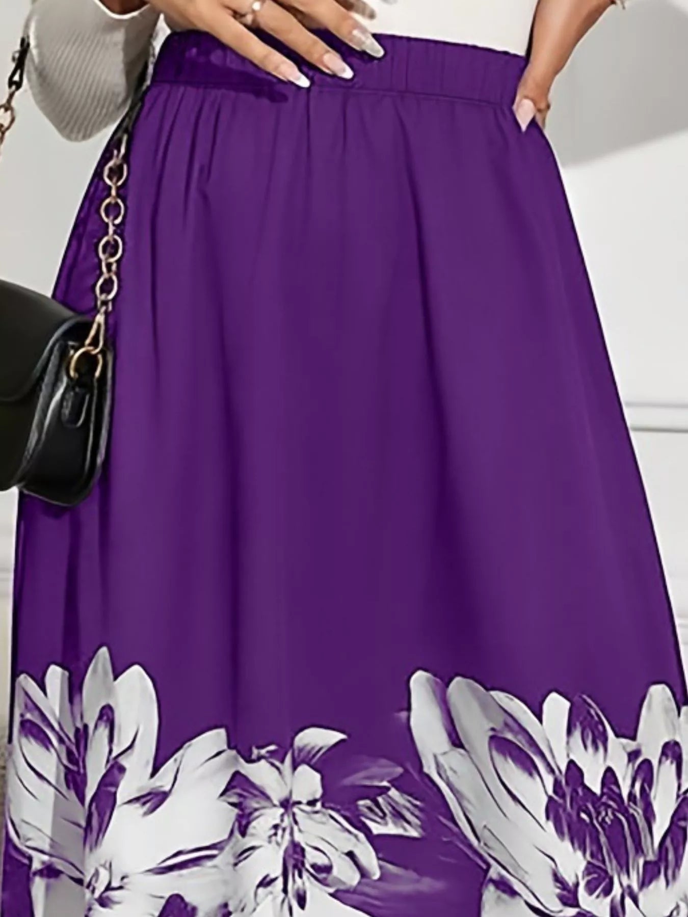 Falda Midi Evasé con Estampado Floral Ver tabla de tallas en "más detalles"