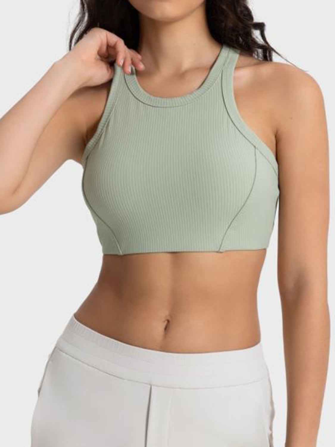 Top deportivo corto con tirantes anchos Millennia