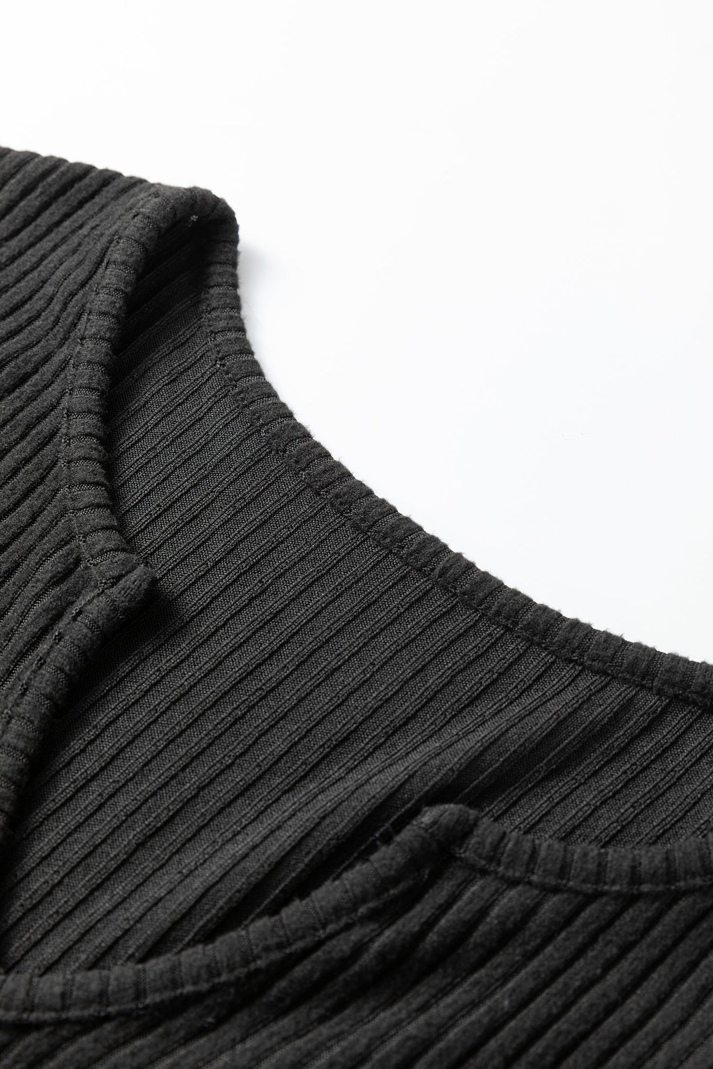 Conjunto de dos piezas de salón de leggings y manga larga de punto acanalado negro con escote en V