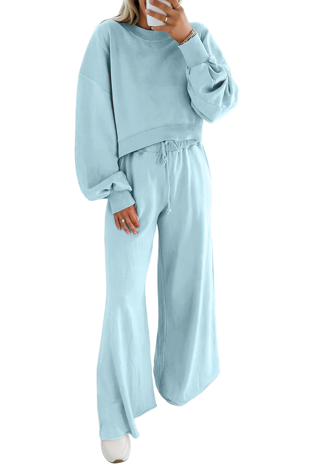 Conjunto de pantalón de pernera ancha con cordón y jersey corto de manga abullonada de hombro caído en azul niebla
