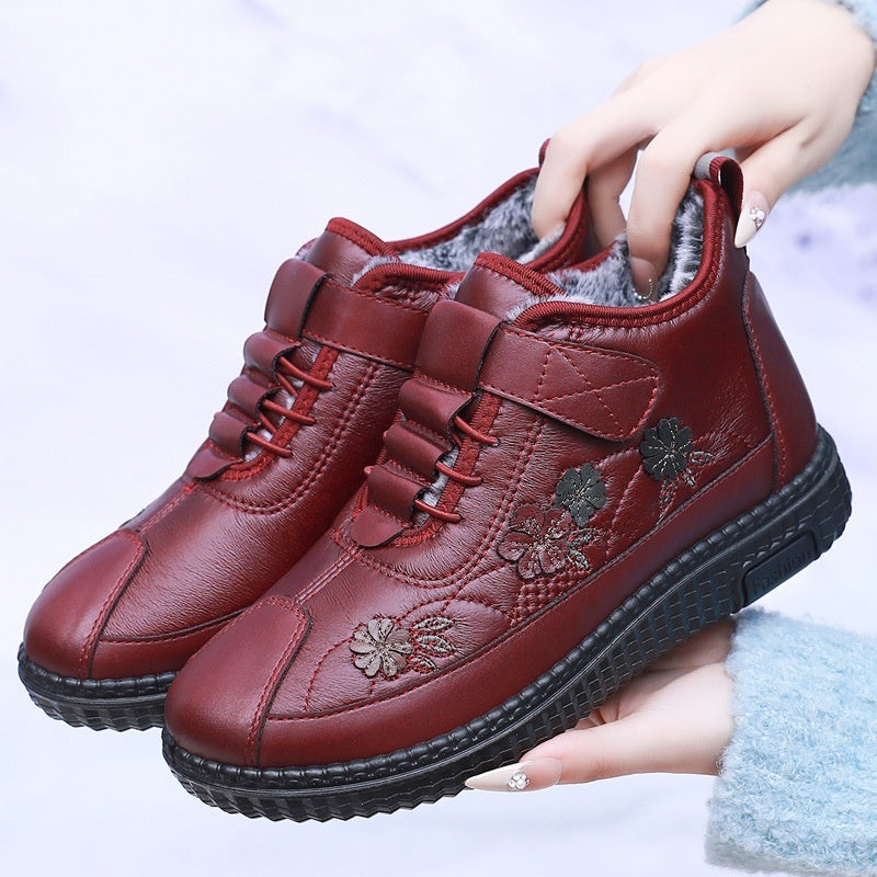 Women's Old Beijing Fleece-Lined Embroidered Flats