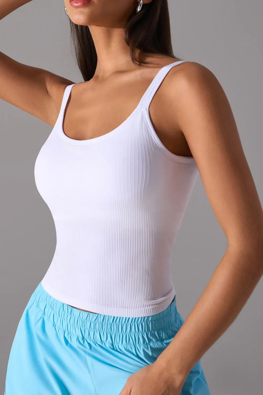 Top Deportivo Escotado con Almohadillas Desmontables