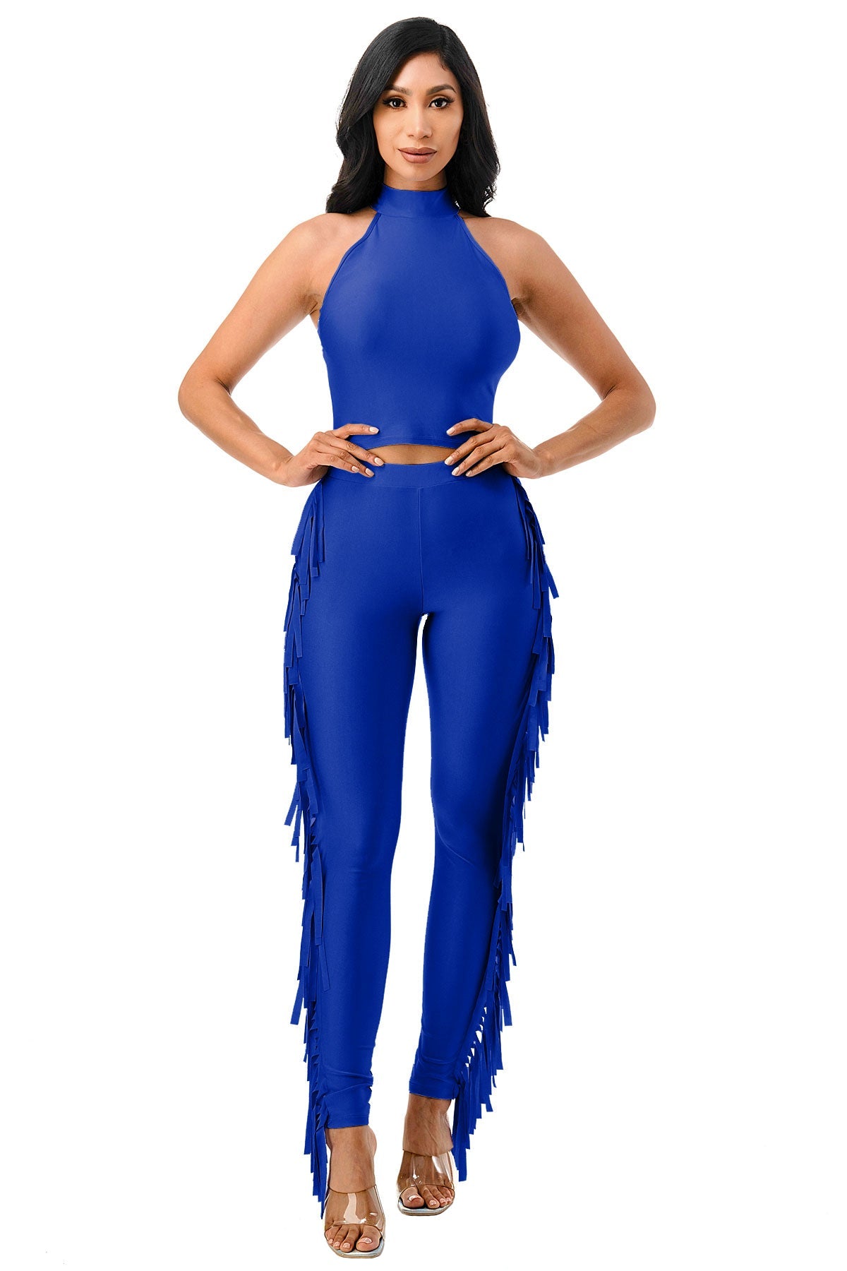 Conjunto de top corto sin mangas de cuello simulado y pantalones con flecos laterales