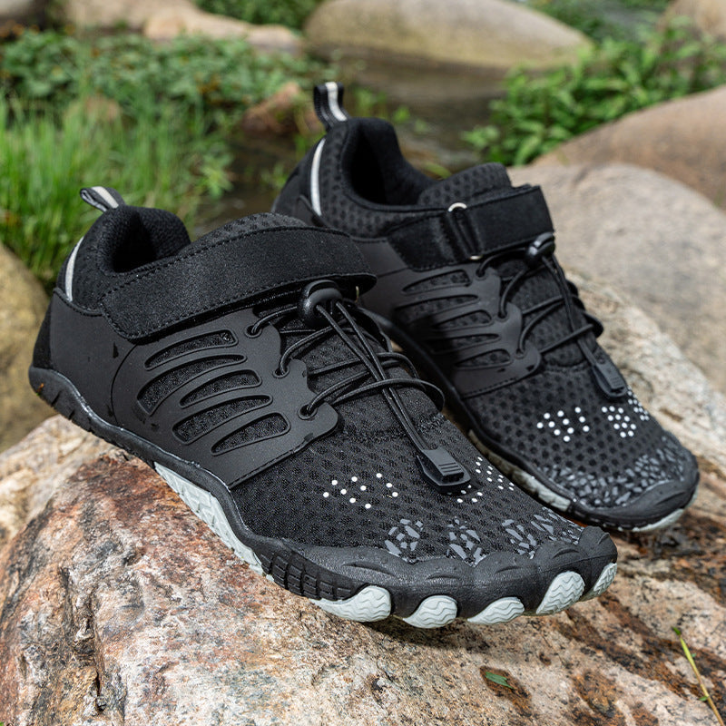 Outdoor Hiking And River Tracing Shoes