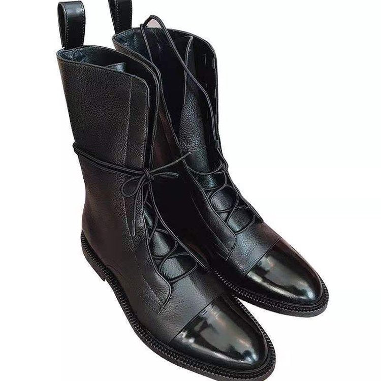 Short Lace-Up Boots with Round-Toe