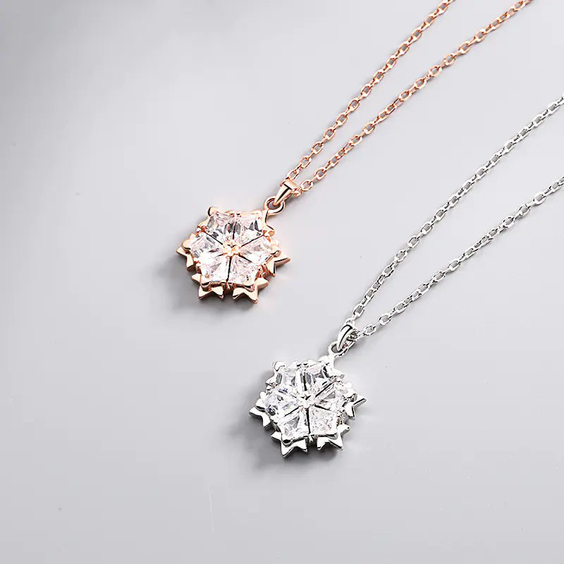 Collar de copo de nieve con colgante de plata y diamantes