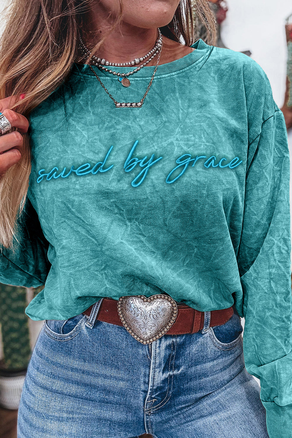 Sudadera holgada con bordado de letras "High-rise saved by grace" y lavado mineral