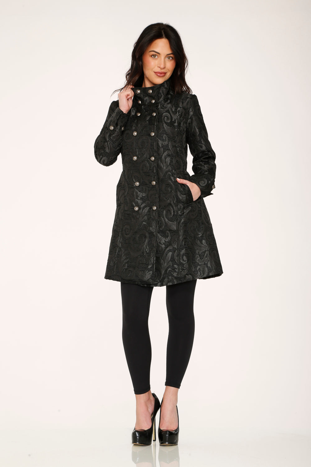 Abrigo brocado negro de mujer 34651
