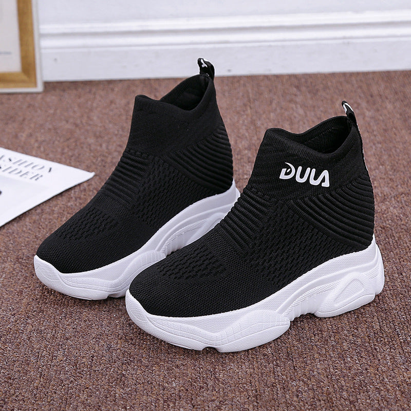 Internally increased breathable sneakers