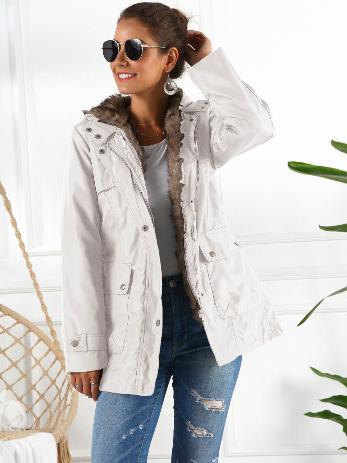 Chaqueta con capucha Ivy Lane de talla grande con forro desmontable (tres formas de uso)