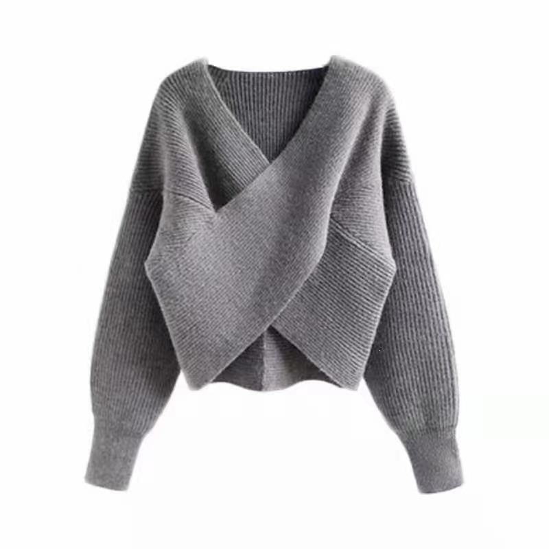 Womens Relaxed Minimalist Long-sleeve Knit Sweater