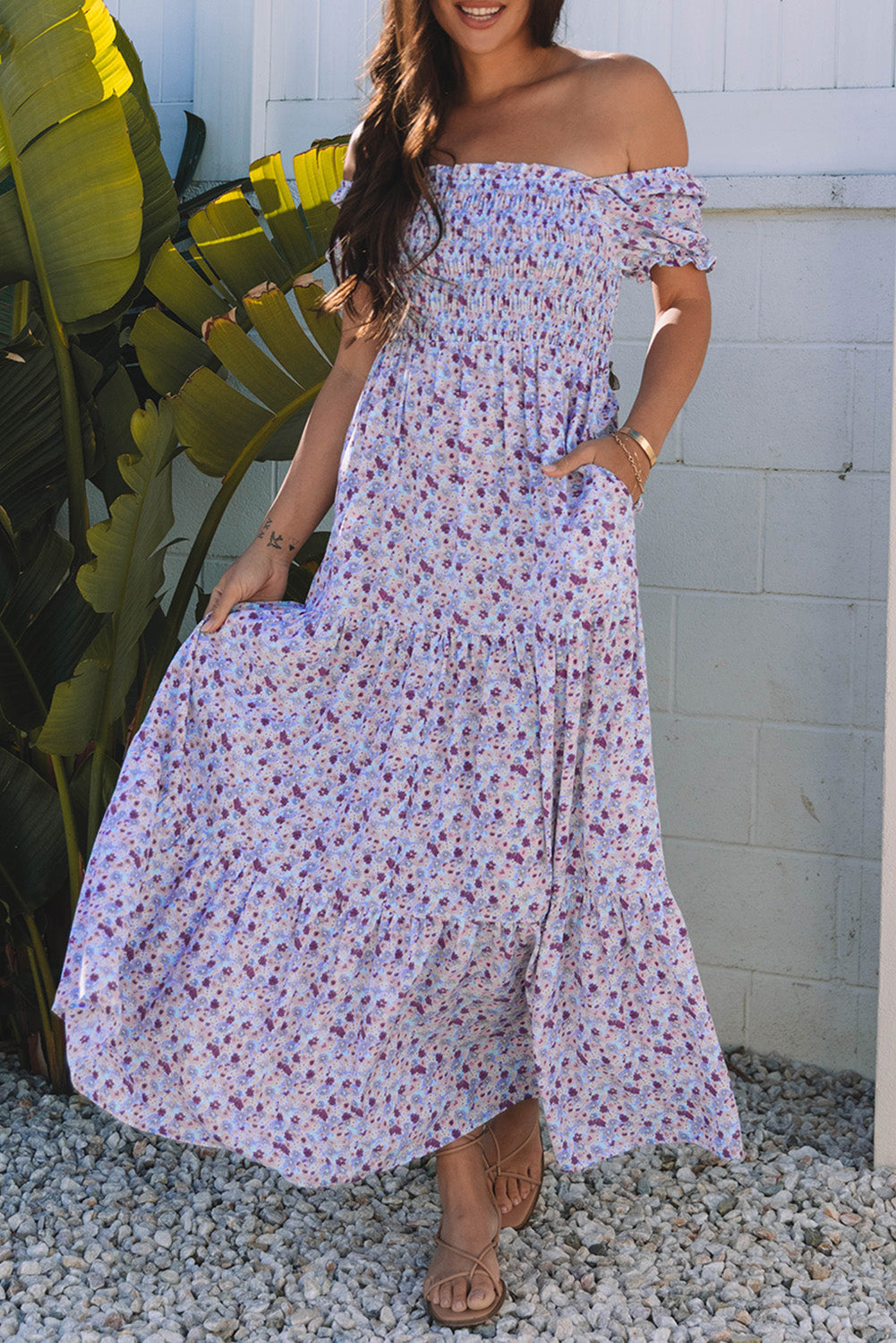 Vestido maxi fruncido de cintura alta con manga corta abullonada floral morado