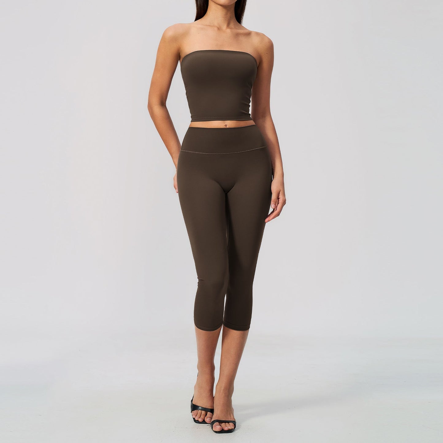 Yoga Suit Set With Chest Cushion For Slimming And Lifting Buttocks