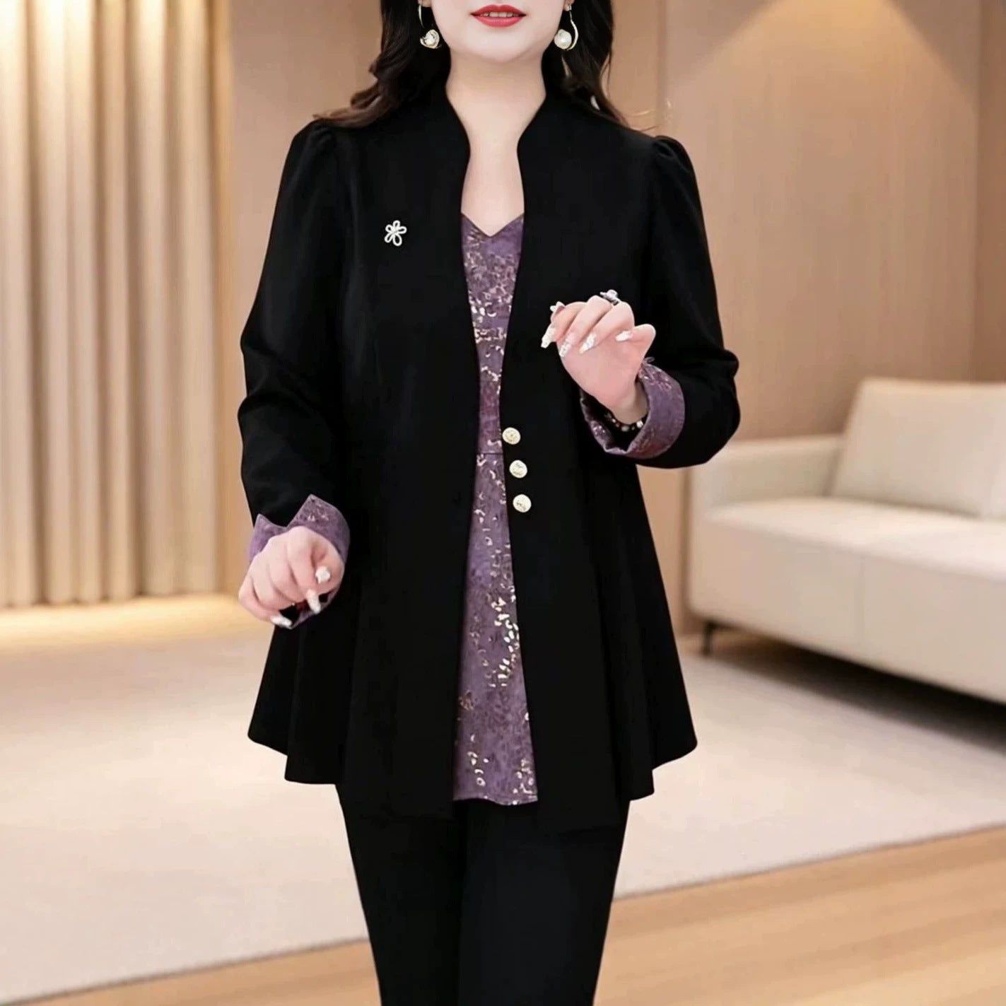 Elegant Figure-flattering And Stylish Top