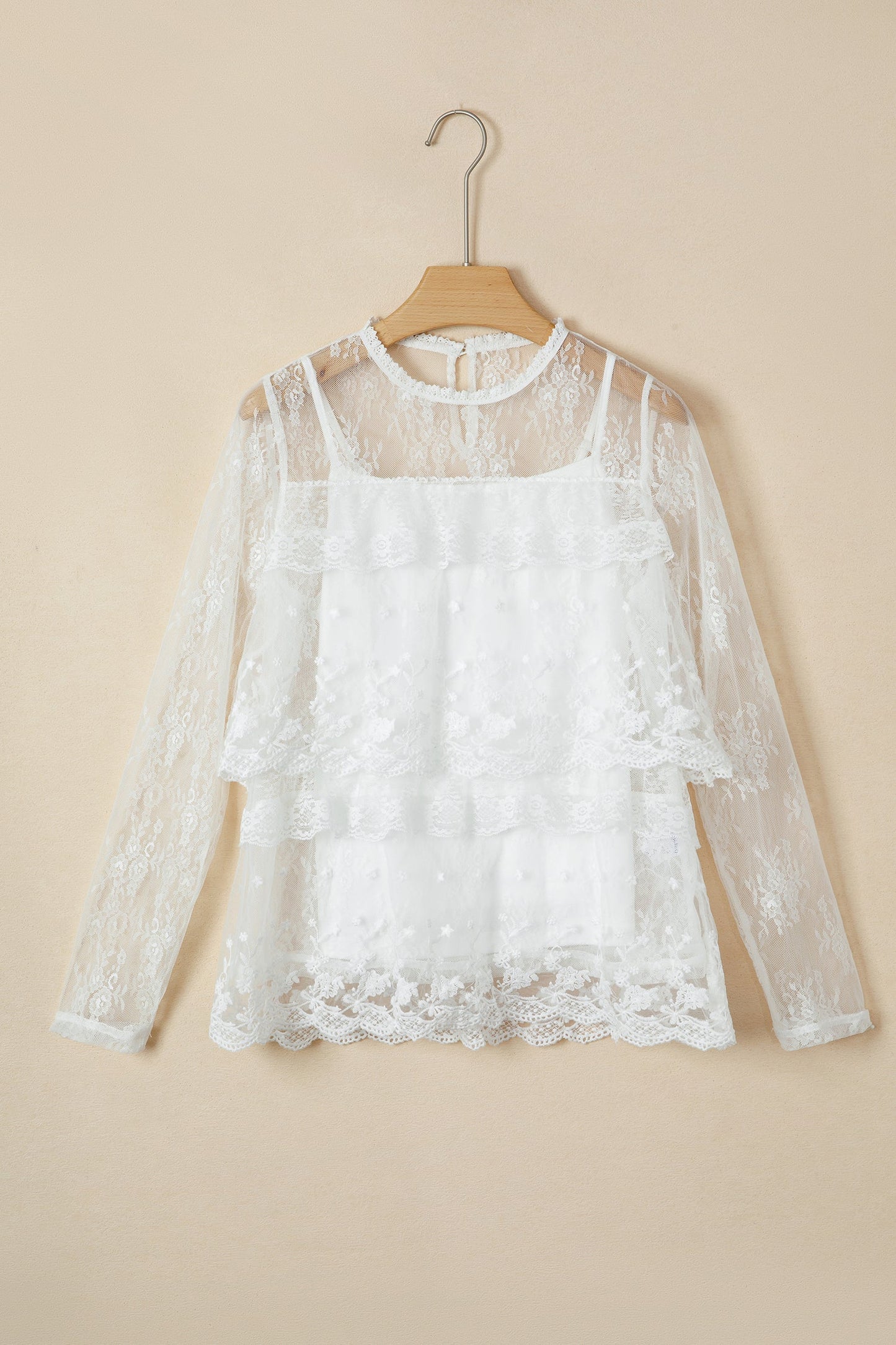 Blusa blanca de 2 piezas de encaje floral transparente con volantes y retazos escalonados