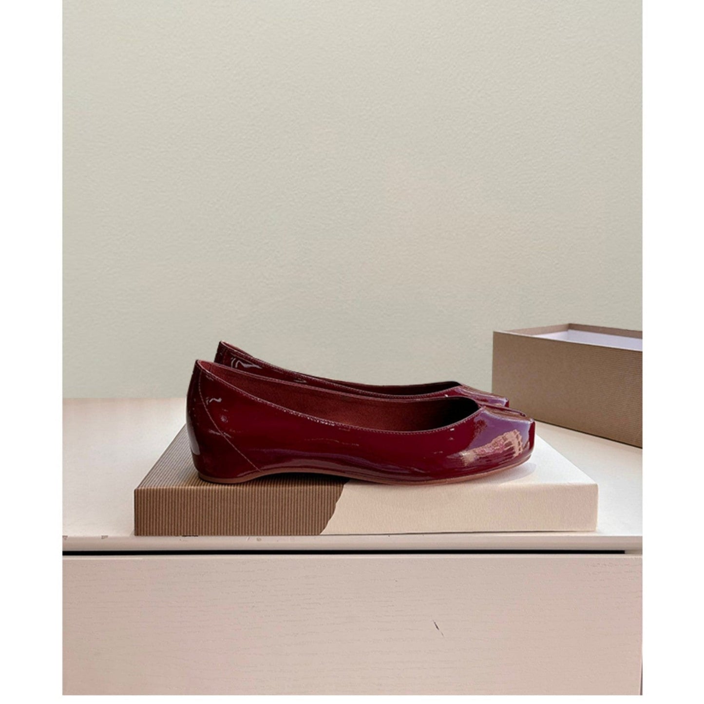 Women's Slip-on Split Toe Flats