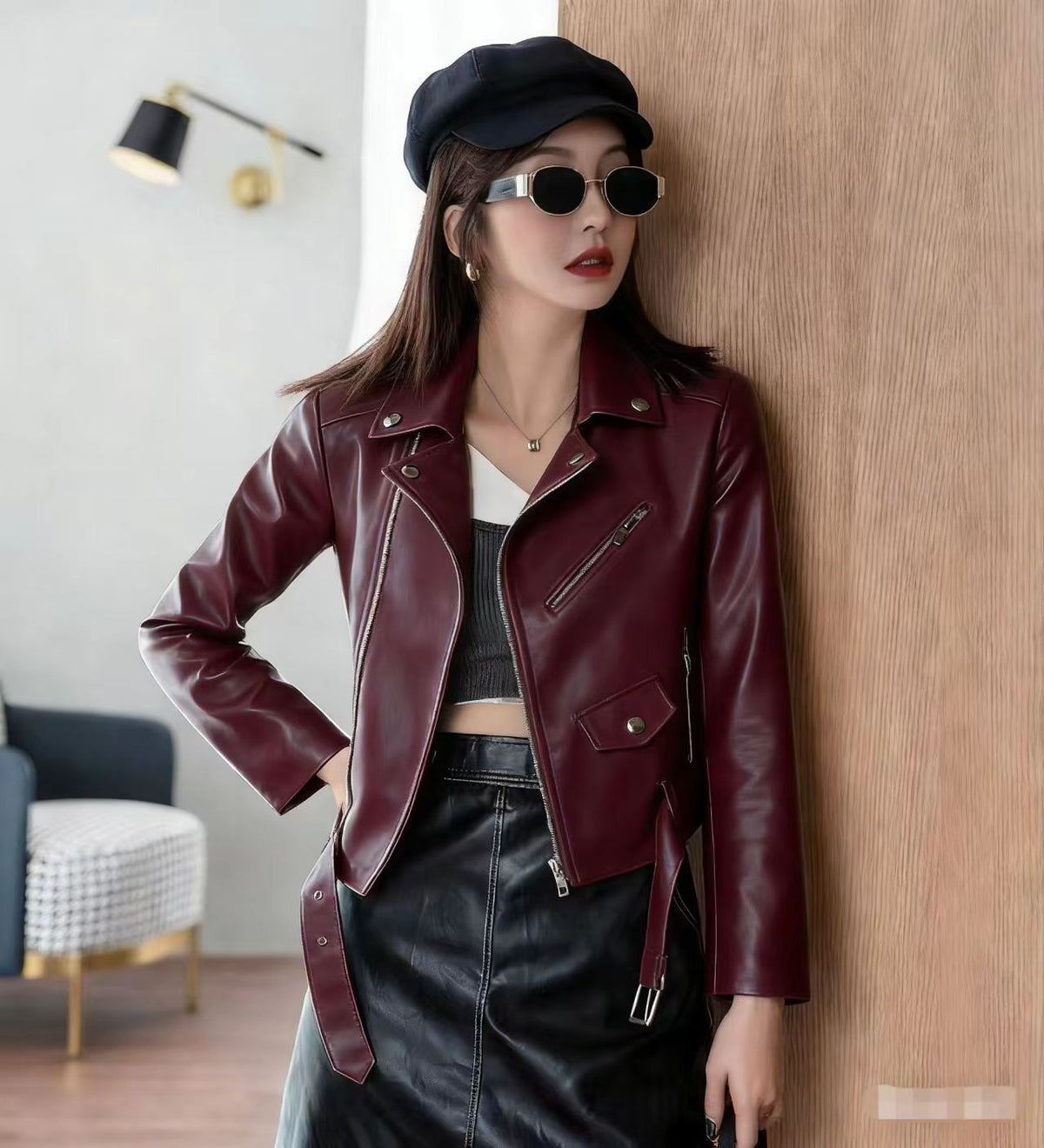 Women's Fashionable Leather Jacket Slim-Fit Coat