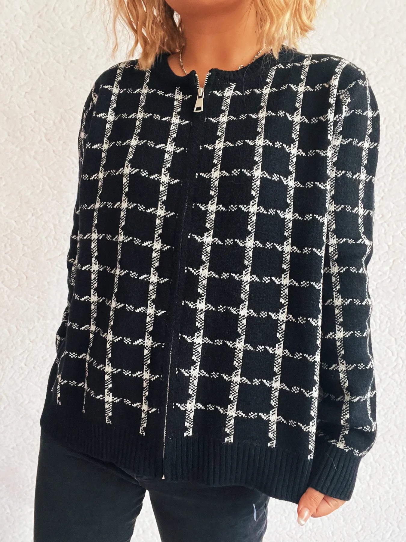 Plaid Pattern Zip Up Cardigan