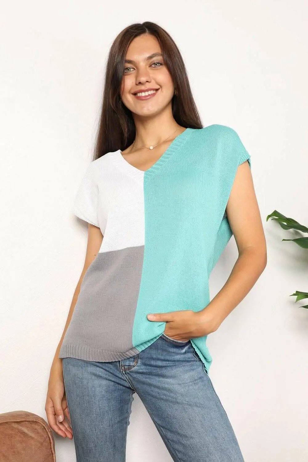 Sweaters Trendsi Color block v-neck knit top
