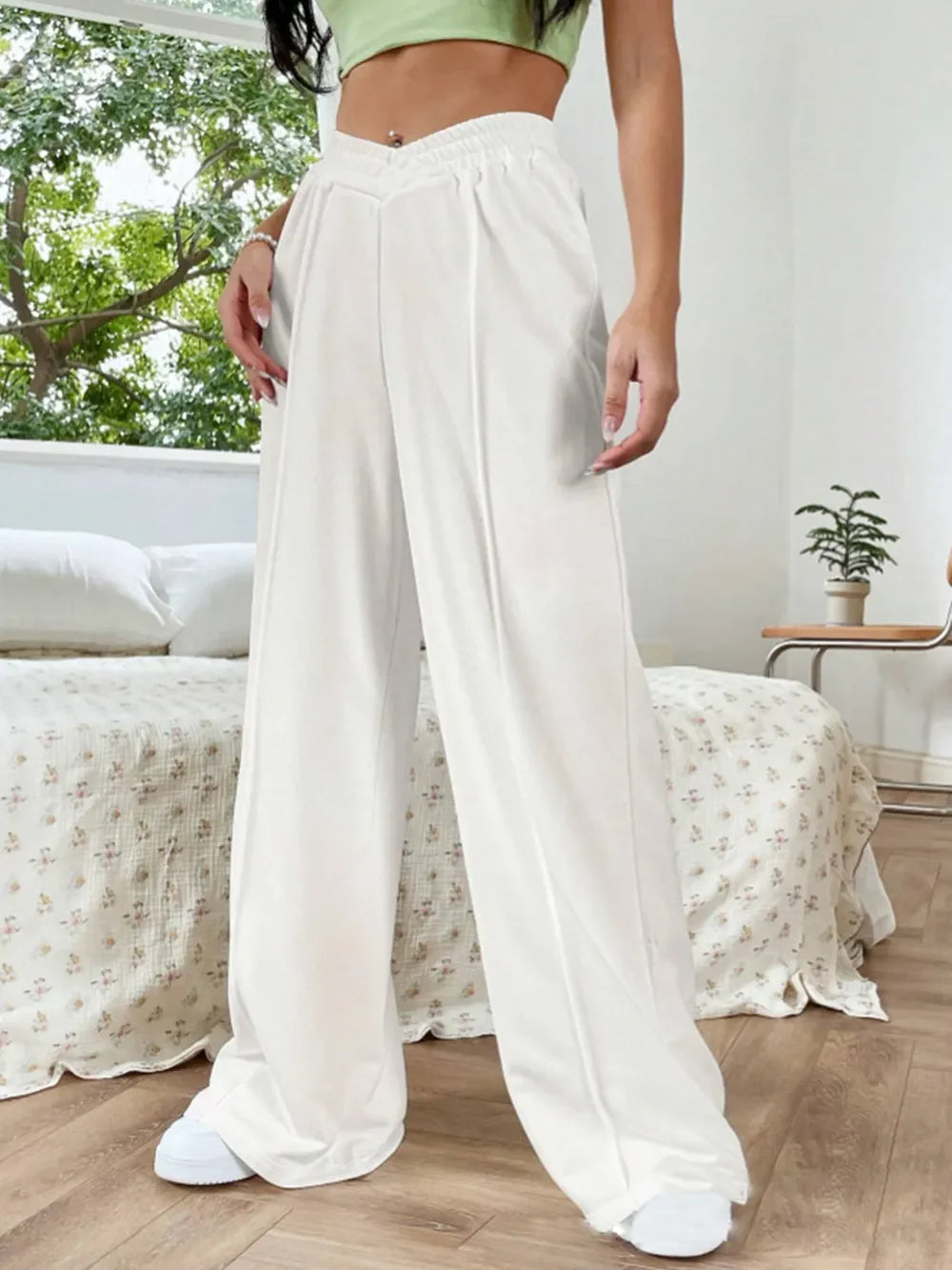 Pantalones de pernera ancha con cintura elástica