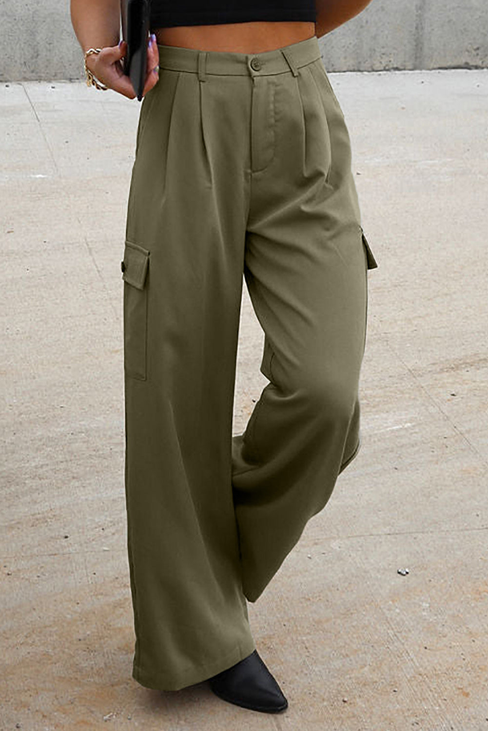 Pantalones fruncidos de pierna ancha con bolsillos
