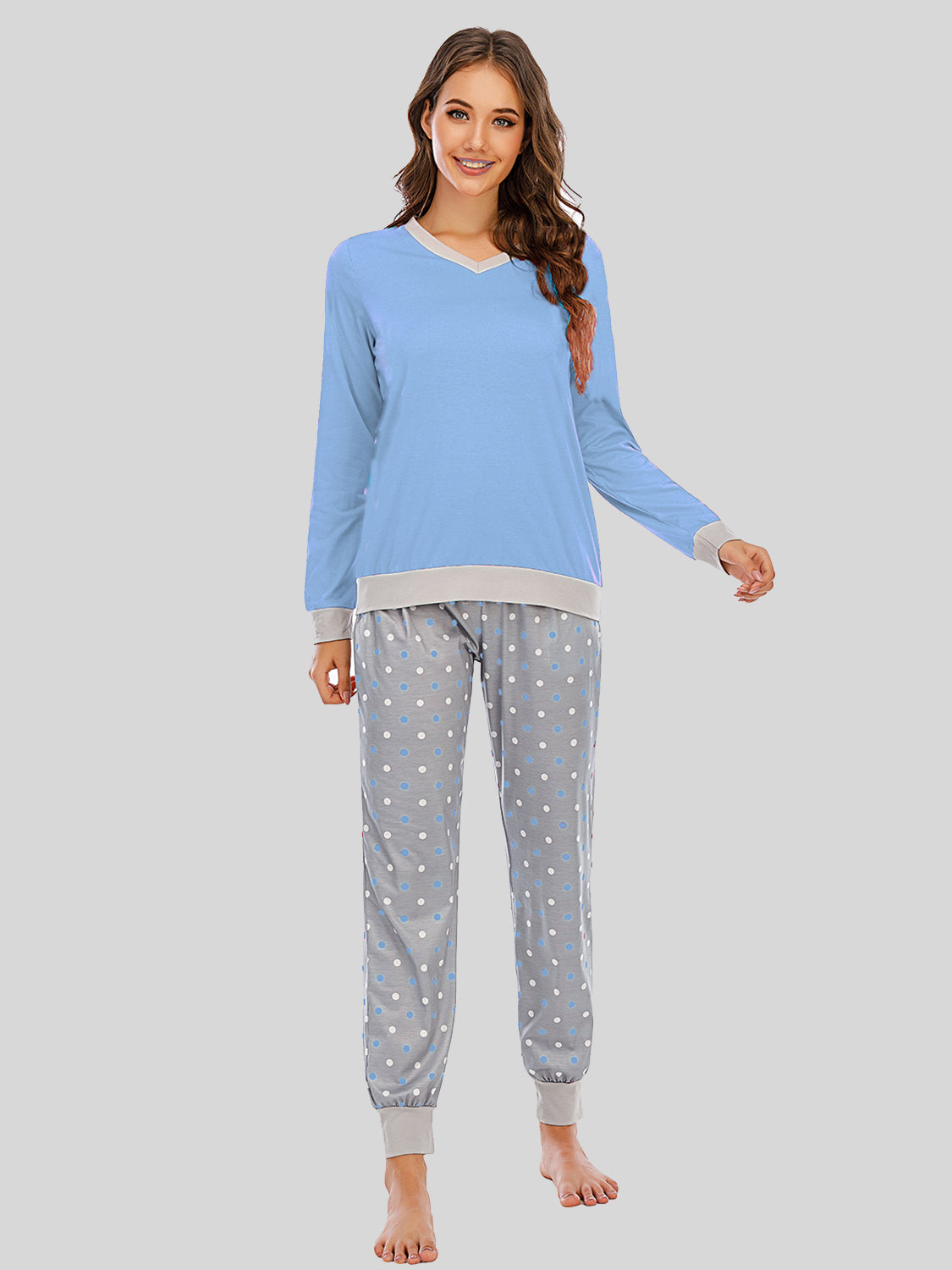 Conjunto de top de manga larga y pantalones de lunares
