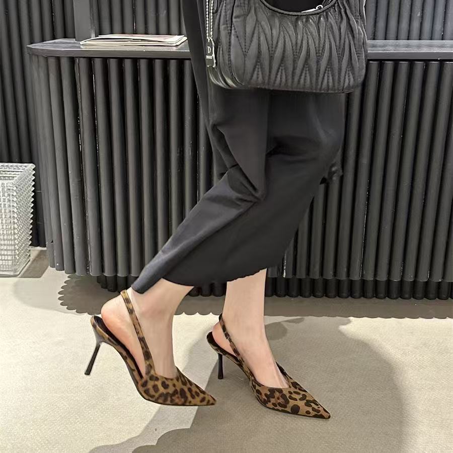 Women's Fashion Pointed Plus Size Slip-On Heels