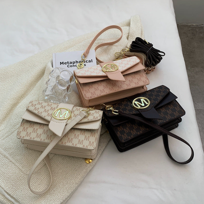 Niche Personality Printed Letter Travel Bag