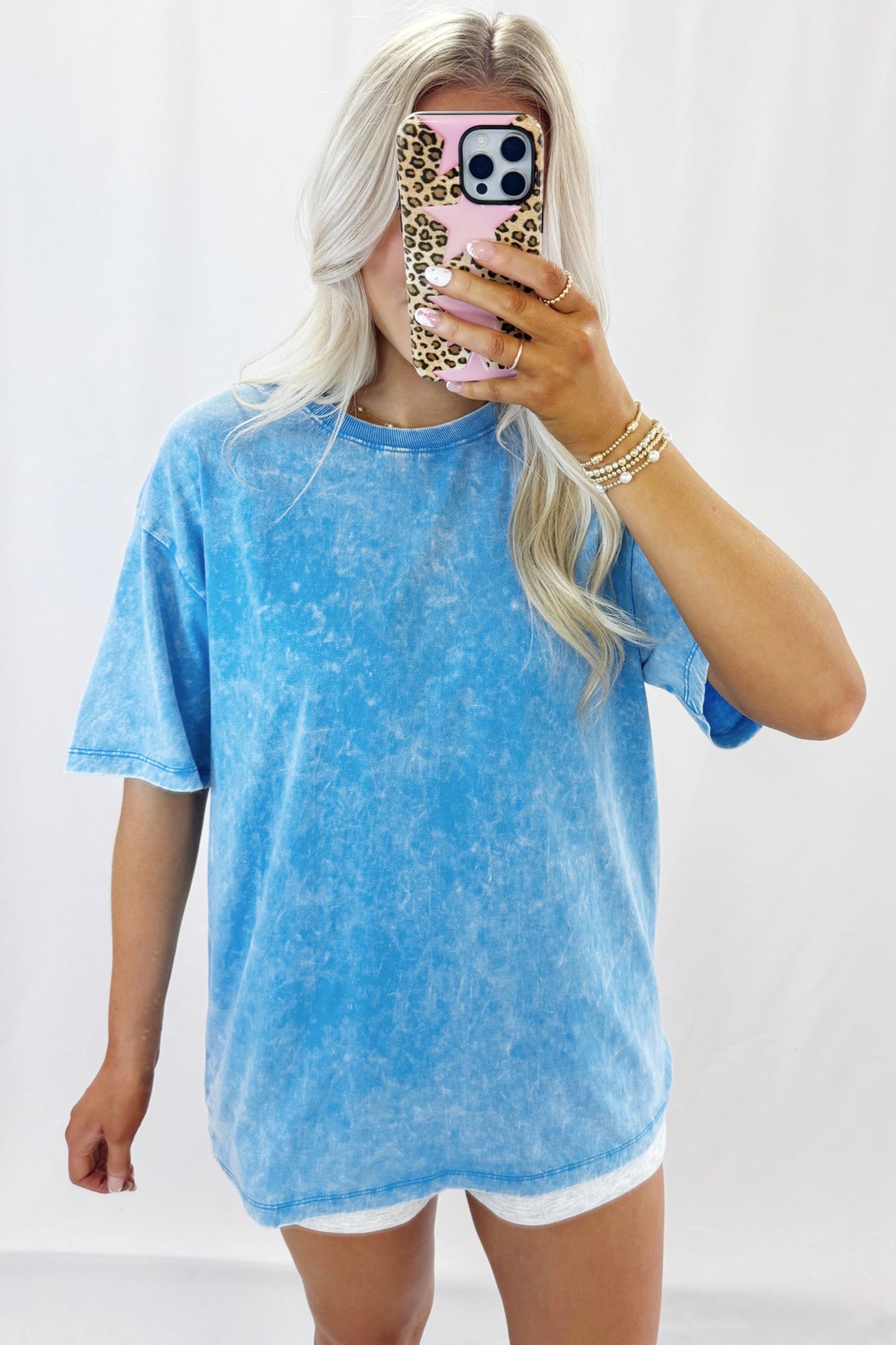 Camiseta extragrande azul con lavado mineral