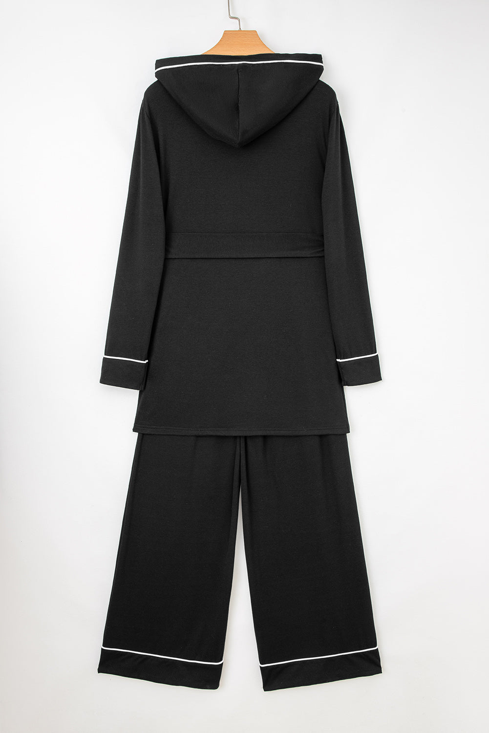 Conjunto de cárdigan con capucha y pantalones de salón con ribetes en contraste negros