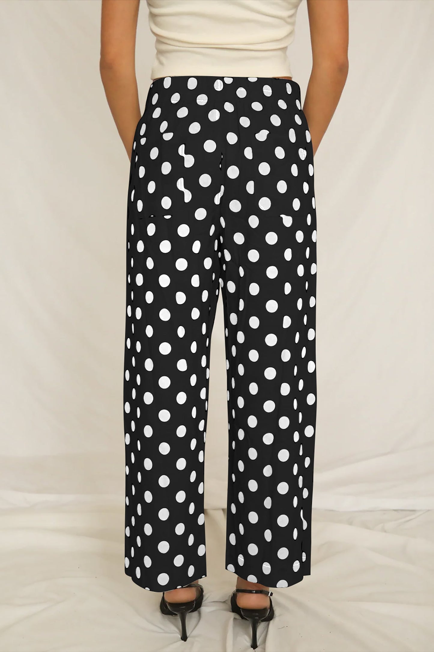 Pantalones Anchos con Bolsillos de Lunares Blancos