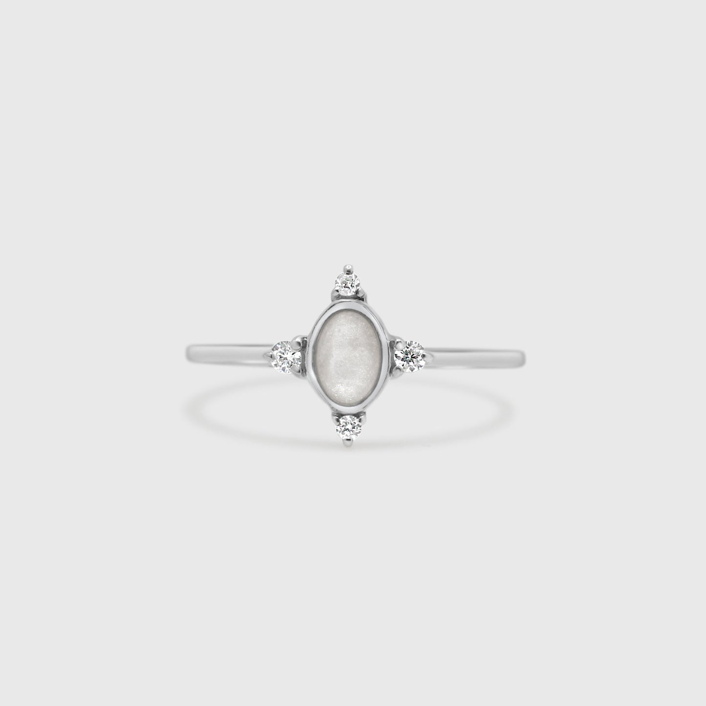 Four Point Oval Ring