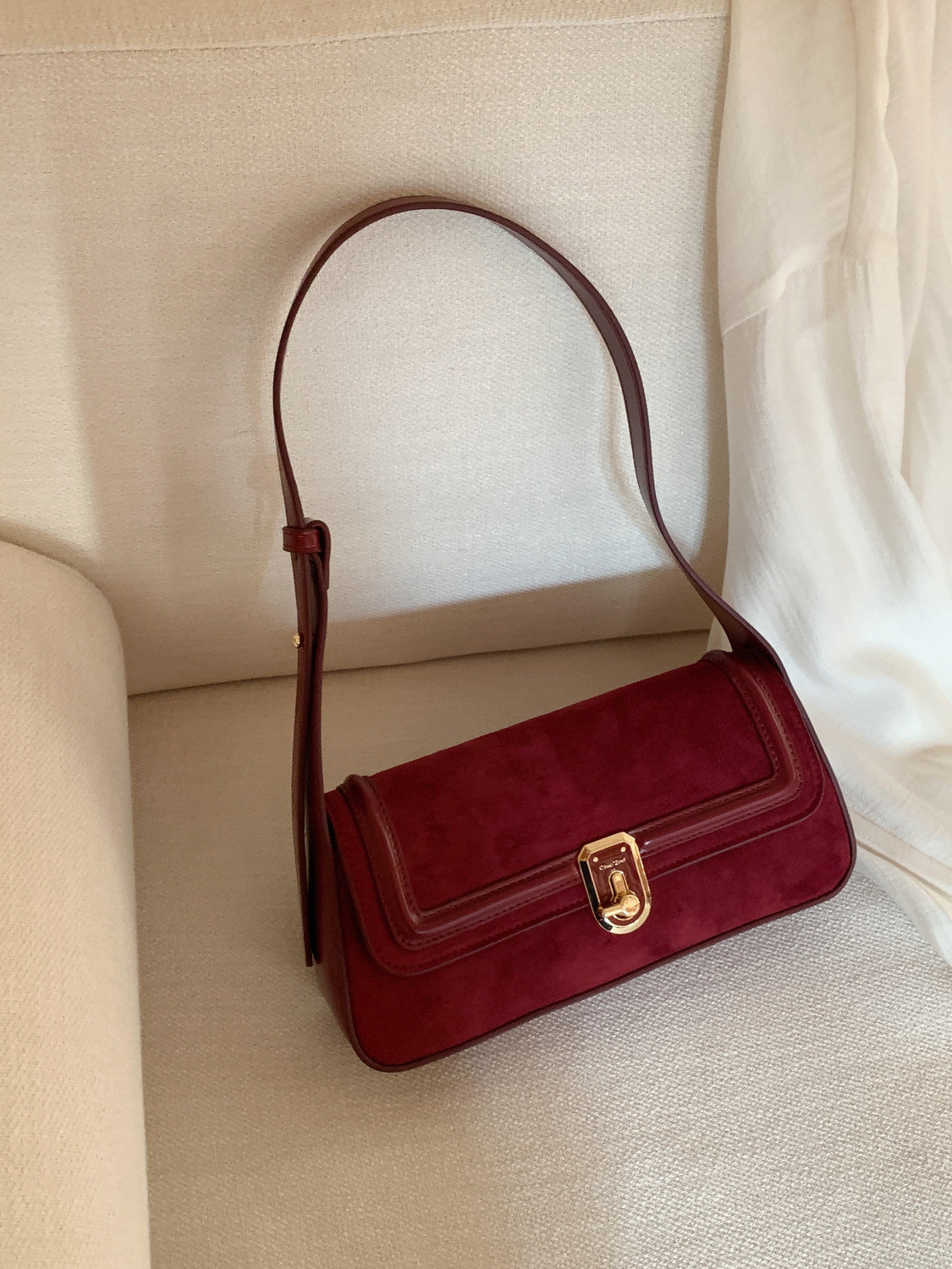 Women's Retro Red Crossbody Bag