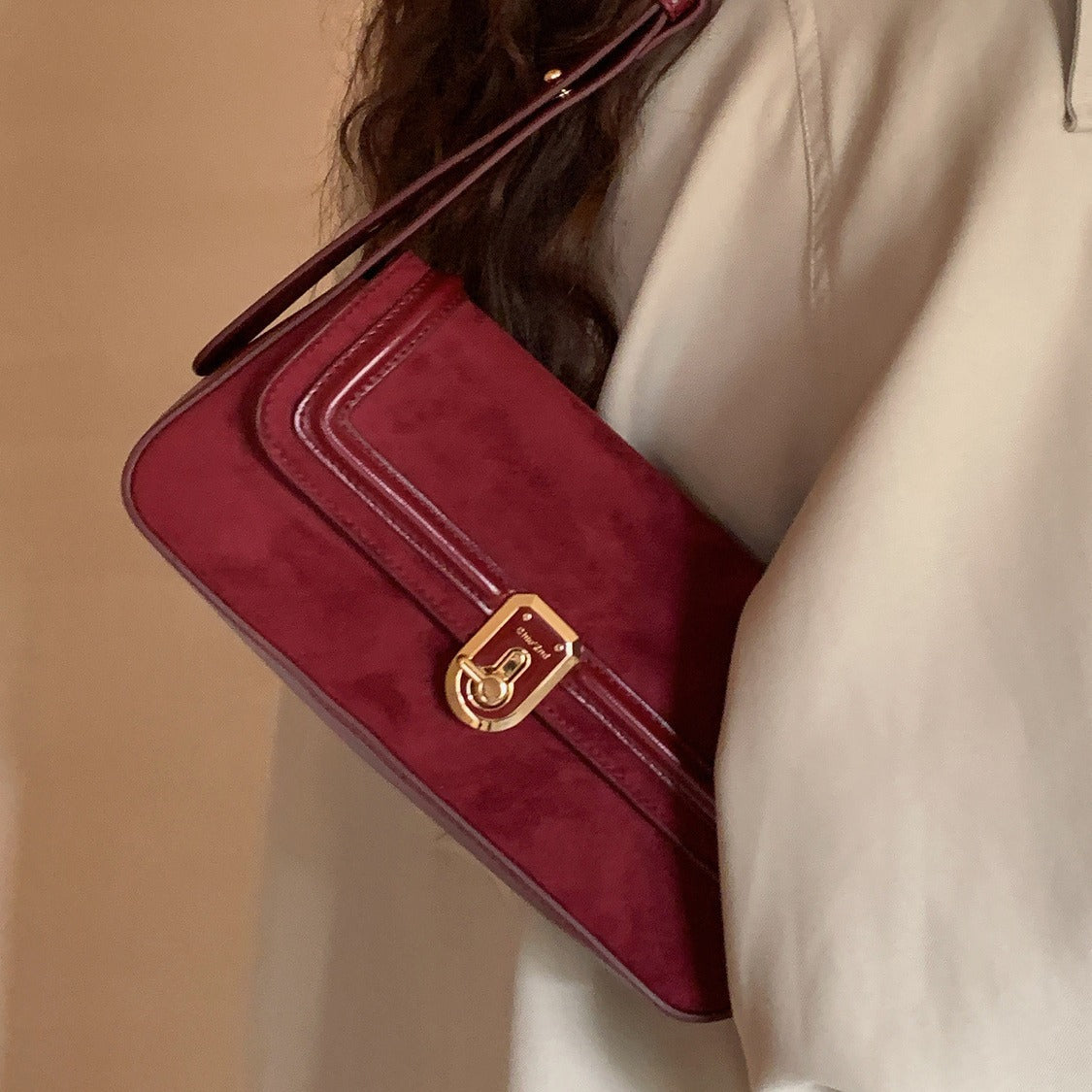 Women's Retro Red Crossbody Bag