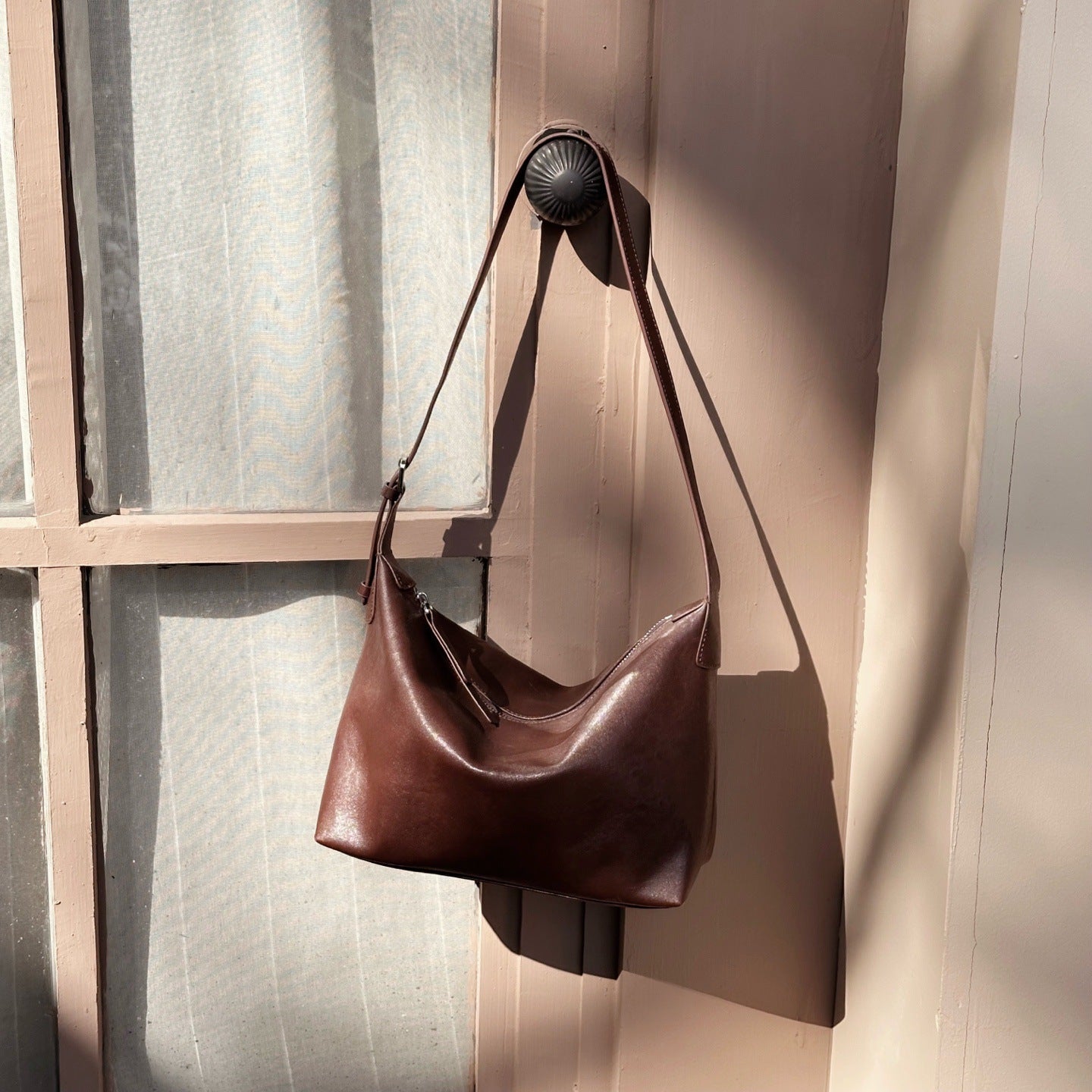 Fashionable And Versatile New Cowhide Shoulder Bag