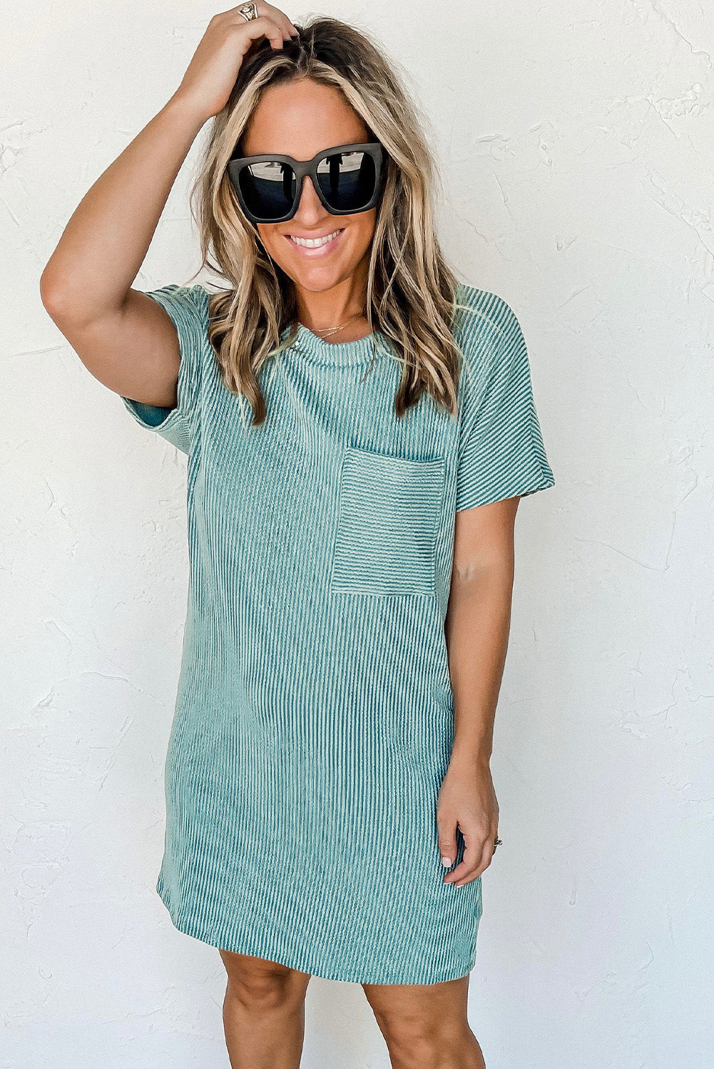 Vestido camisero de punto acanalado a rayas azules