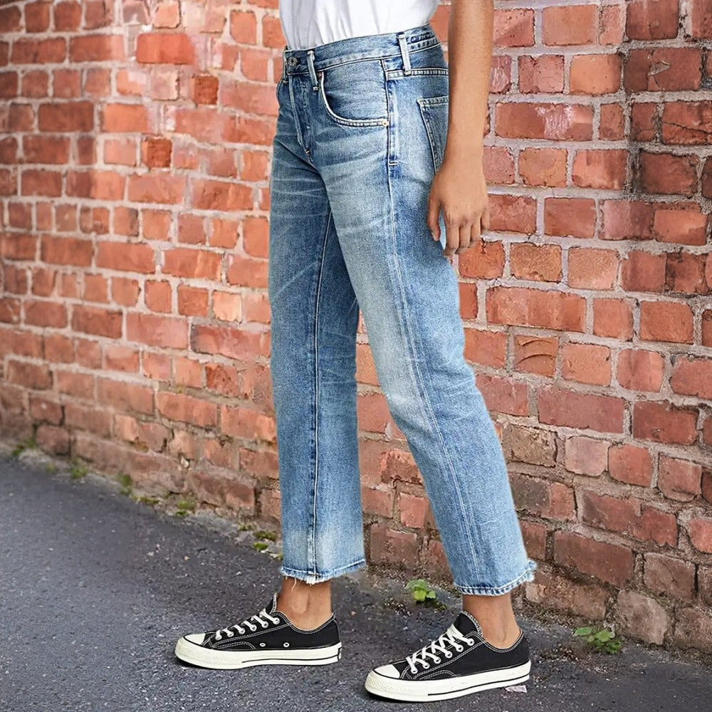 Pantalones Vaqueros Boyfriend de Tiro Bajo y Cortos para Mujer, Vaqueros de Pierna Recta de Corte Holgado con Bajo Deshilachado, Pantalones Casuales de Lavado Claro. Ver tabla de tallas en "más detalles".