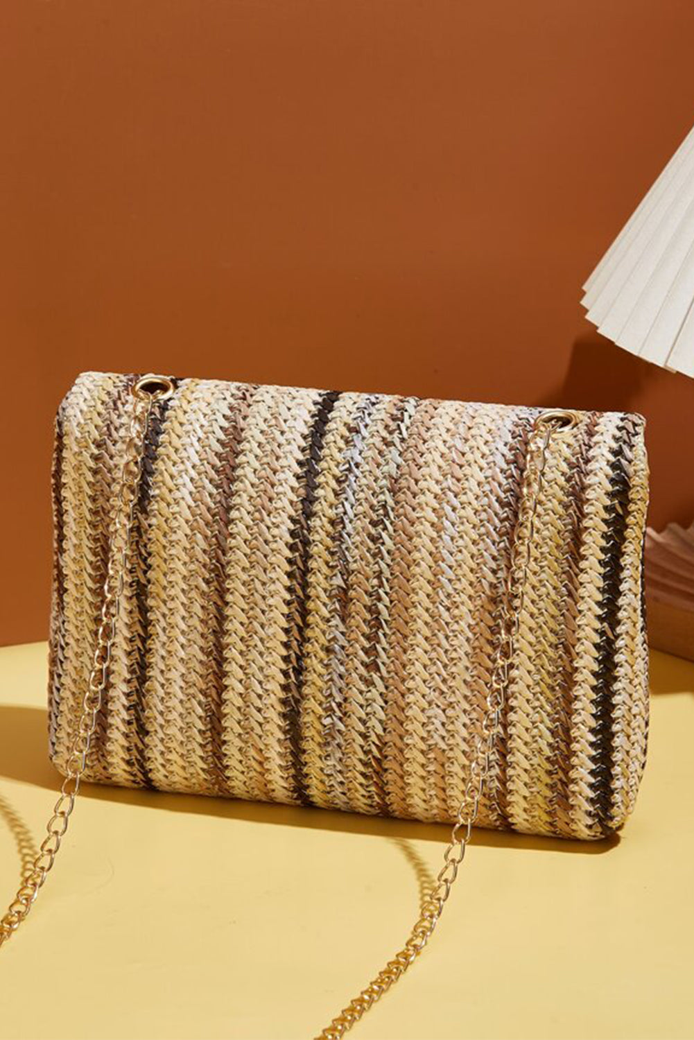 Bolso de Hombro Único con Solapa Rayado y Tejido Color Camel