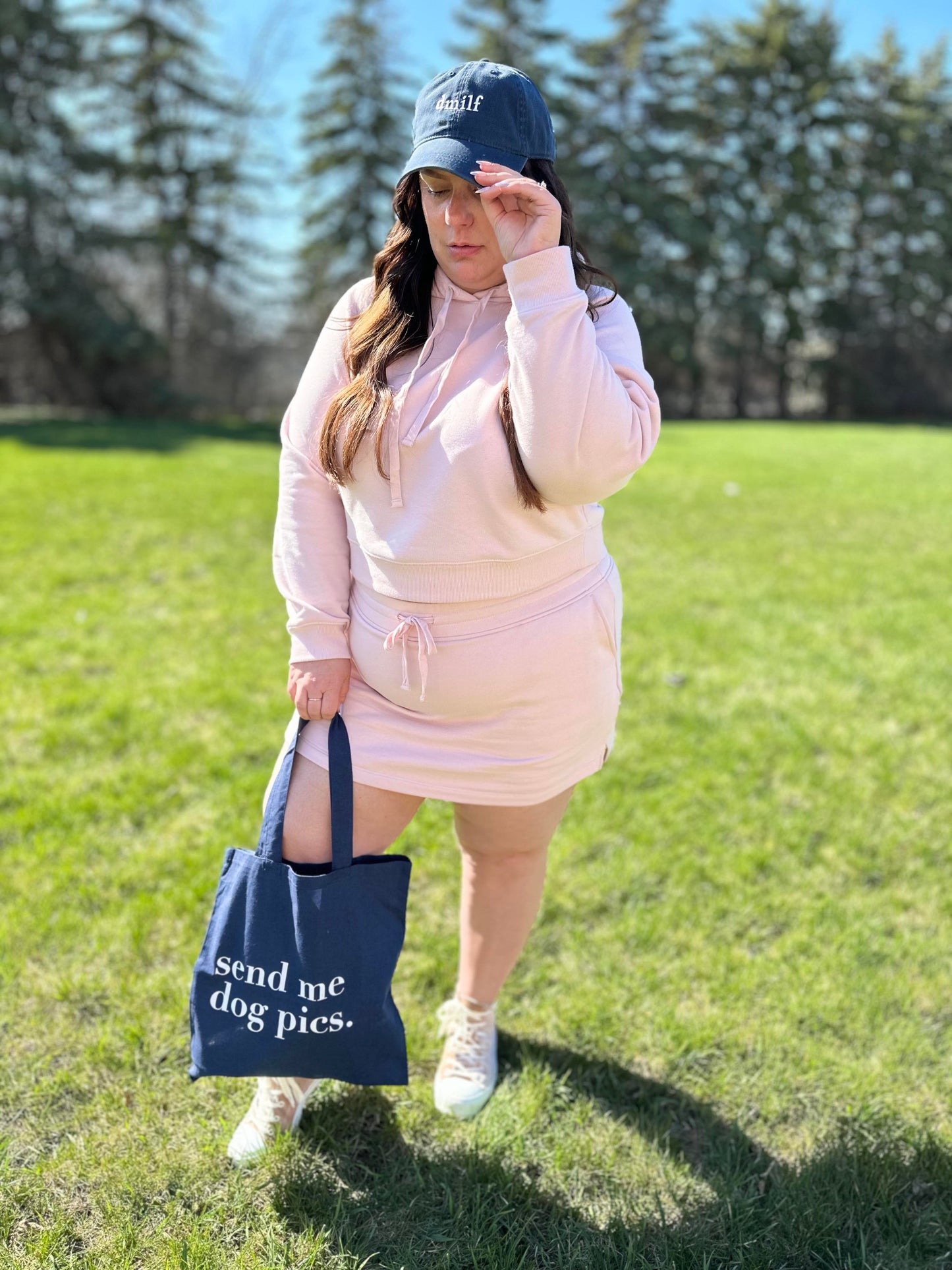 Sudadera con capucha "Had Me in the First Half" en rosa bebé