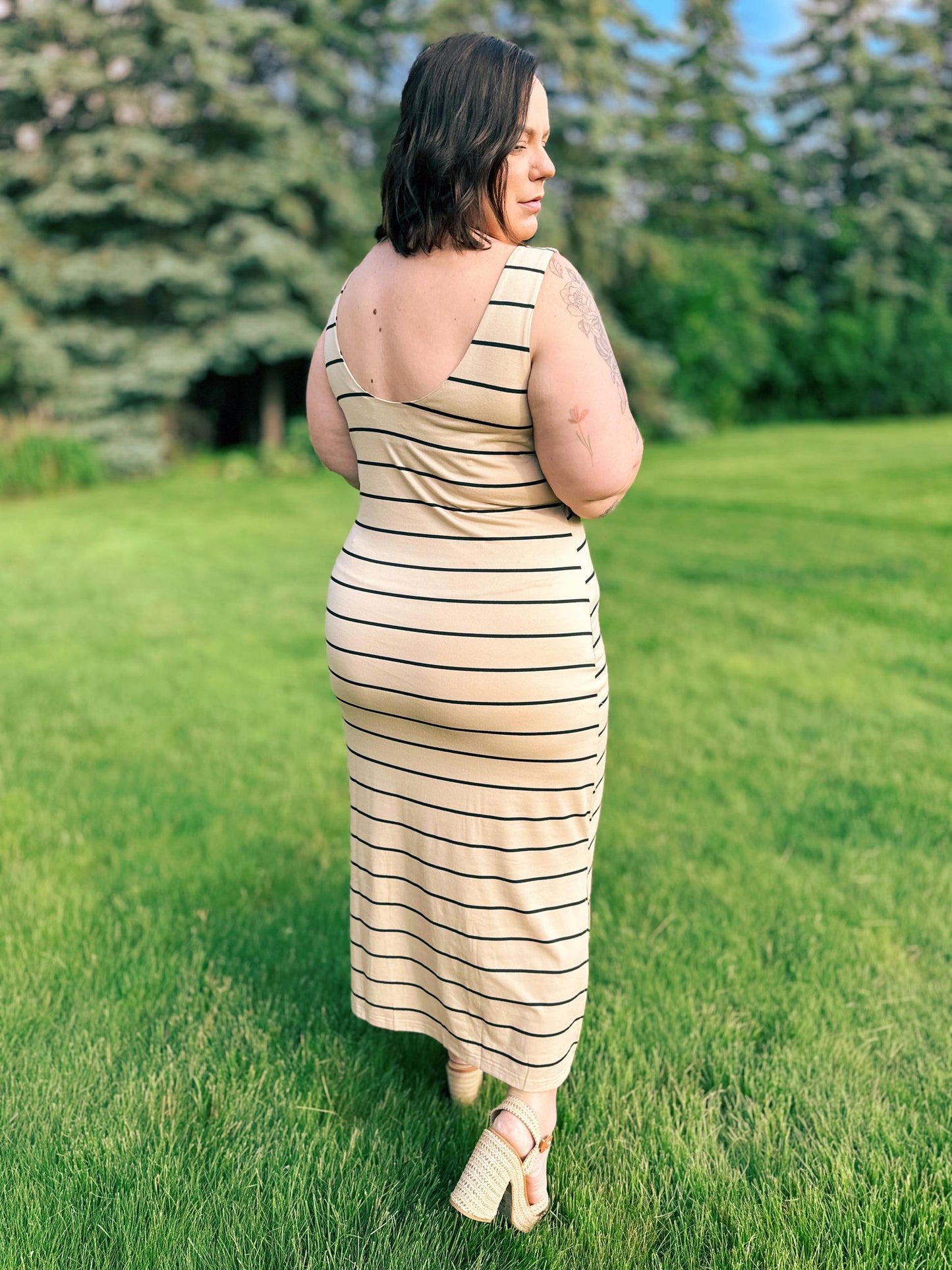 Maxivestido sin mangas Still Got it en caqui
