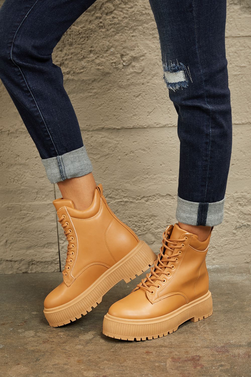 Botas de Combate de Plataforma East Lion Corp